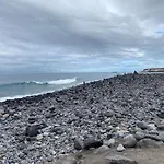 Sea View Apt, Costa Adeje, Tenerife אדחה
